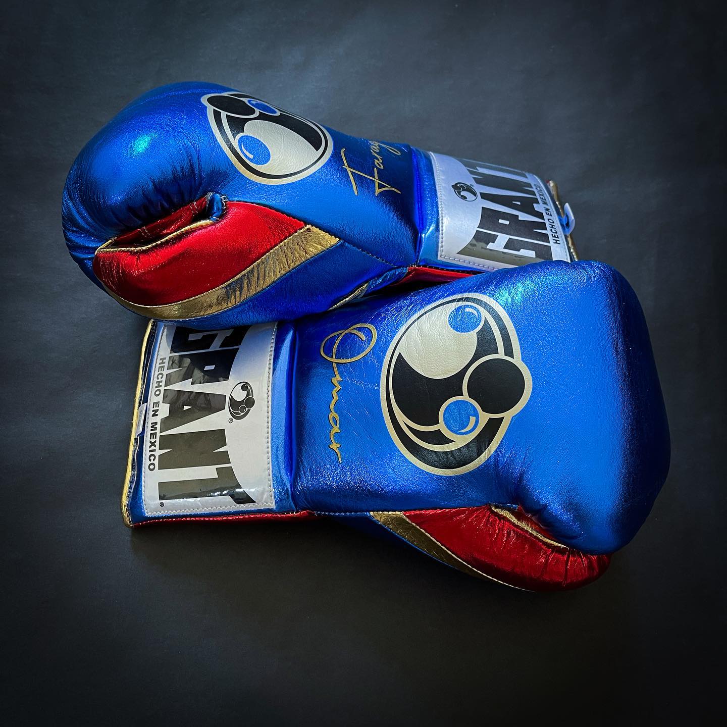 Personalized boxing glove, just like original GRANT gloves