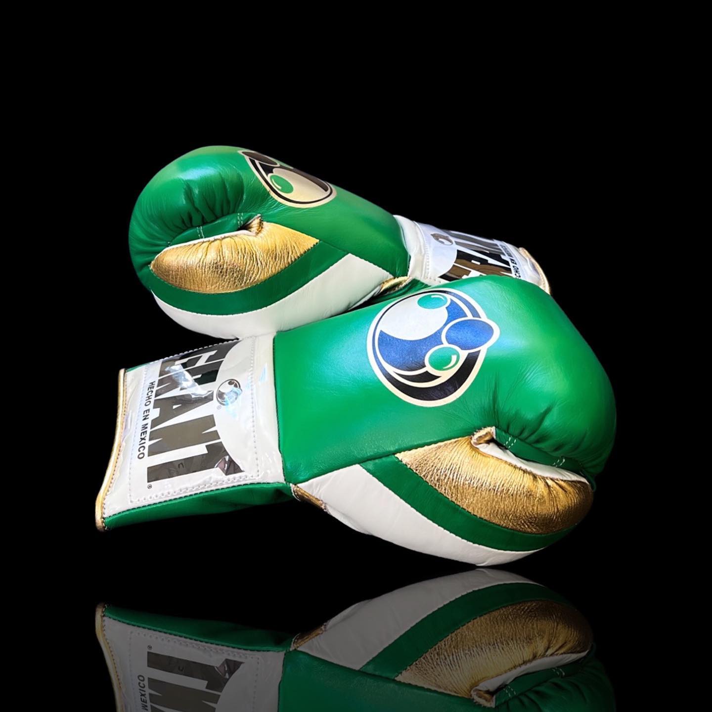 Personalized boxing glove, just like orignal Grant Gloves