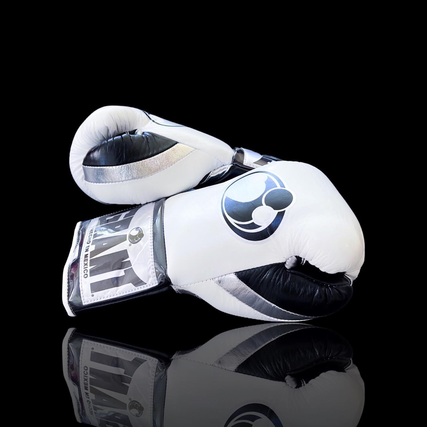 Personalized boxing glove, just like original GRANT gloves