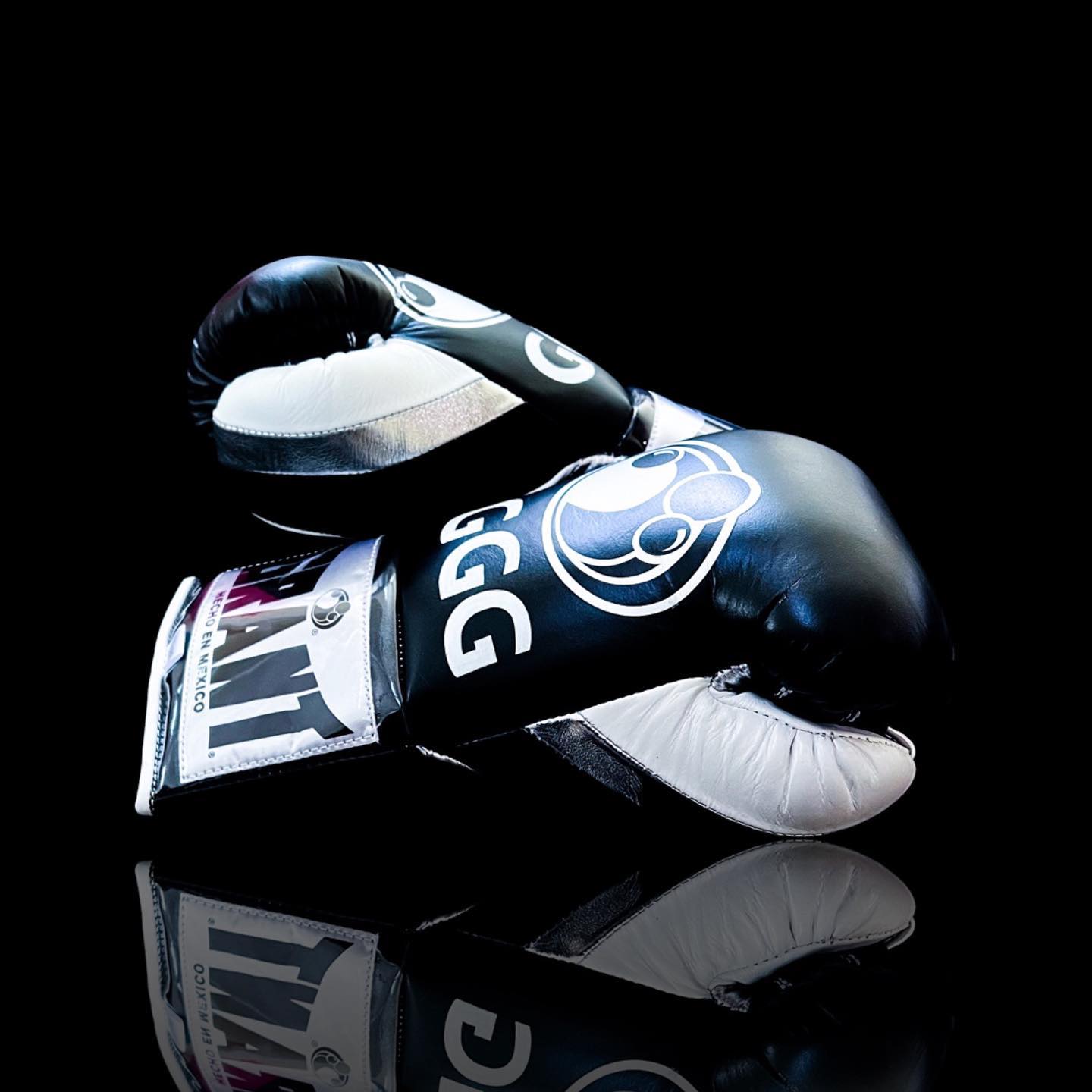Personalized boxing glove, just like original GRANT gloves