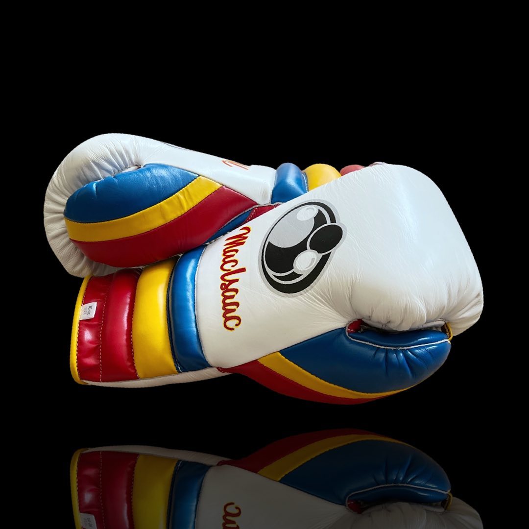 Personalized boxing set, just like orignal
