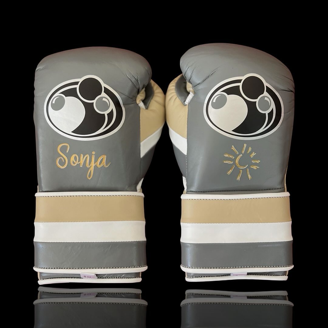 Personalized boxing glove, just like orignal Grant Gloves
