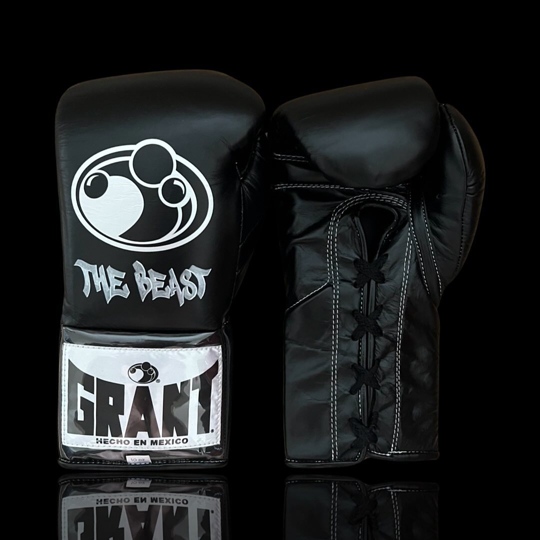 Personalized boxing set, just like orignal