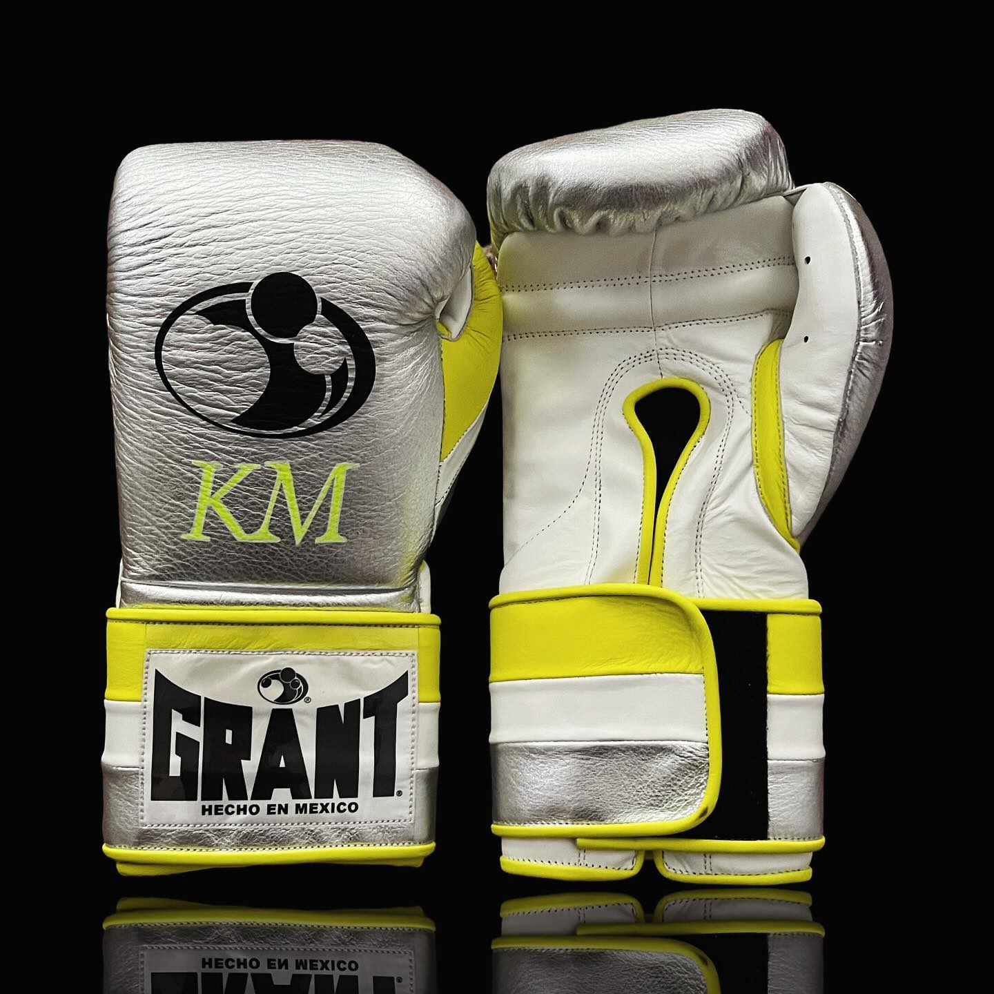 Personalized boxing glove, just like orignal Grant Gloves