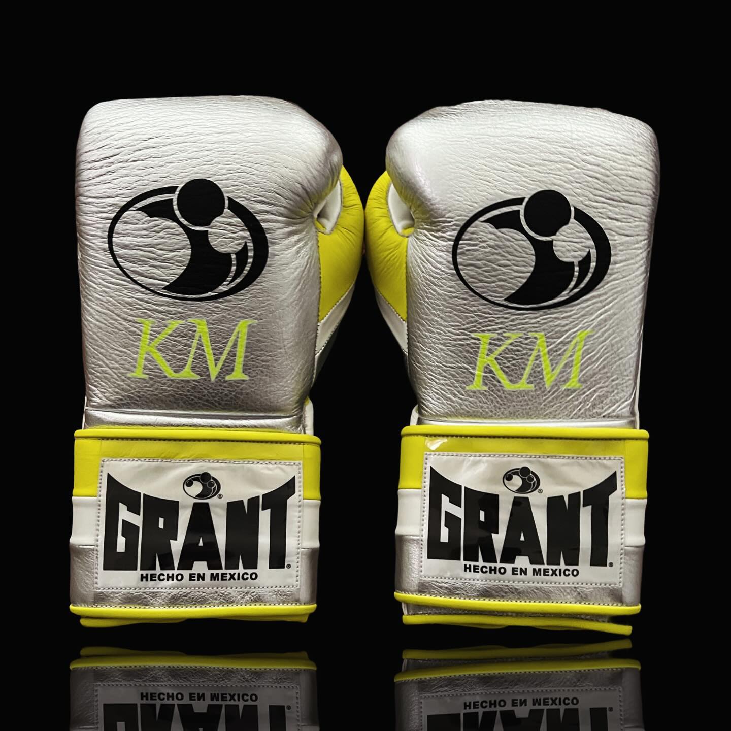 Personalized boxing glove, just like orignal Grant Gloves
