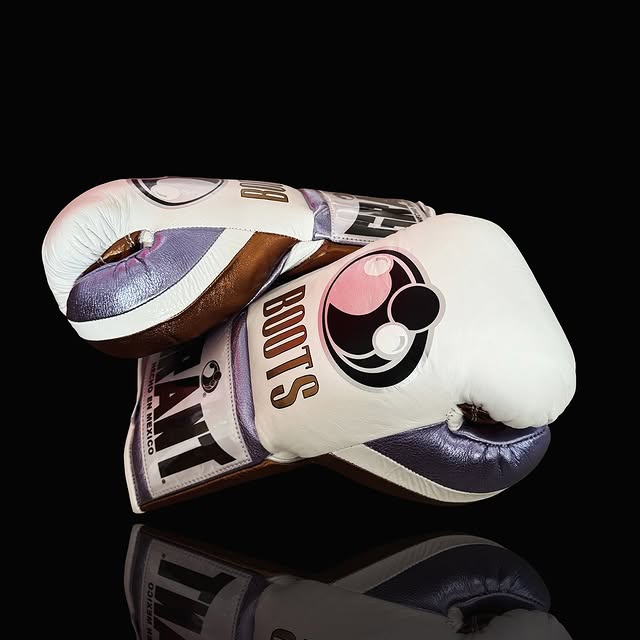 Personalized boxing glove, just like original GRANT gloves_BN