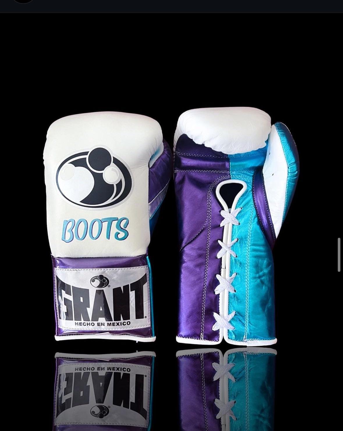 Personalized boxing glove, just like orignal Grant Gloves