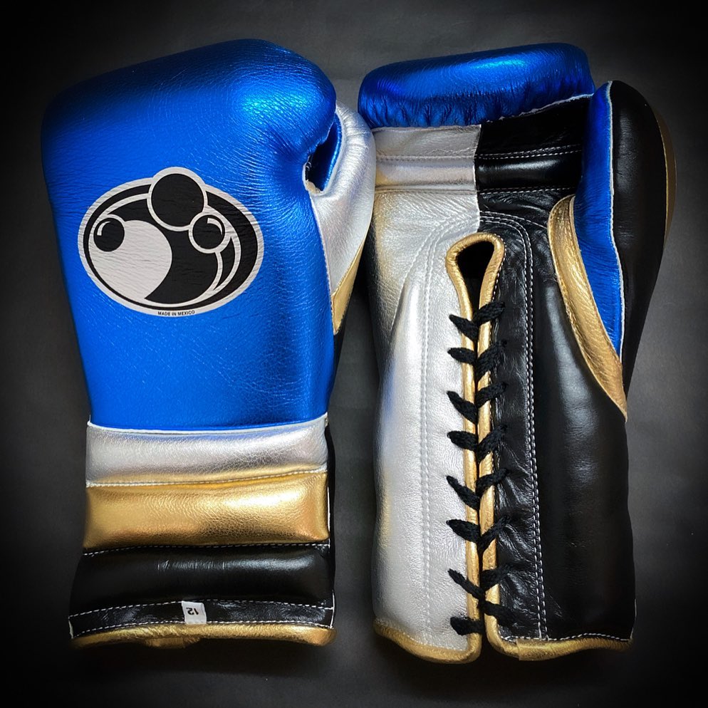 Personalized boxing glove, just like orignal Grant Gloves
