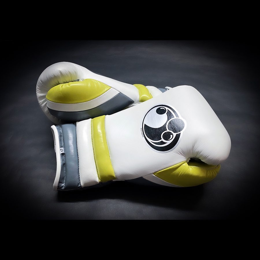 Personalized boxing glove, just like orignal Grant Gloves