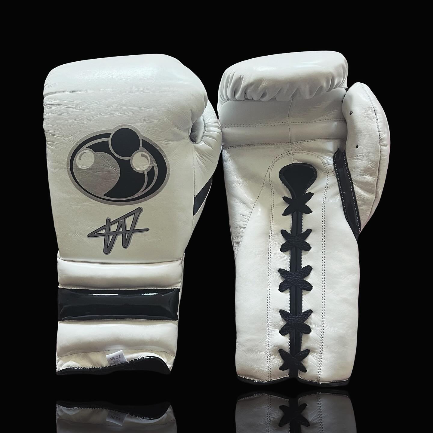 Personalized boxing set, just like orignal