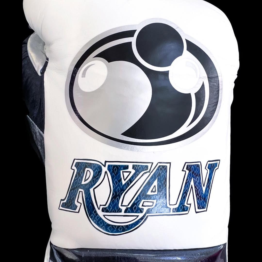 Personalized boxing glove, just like original GRANT gloves