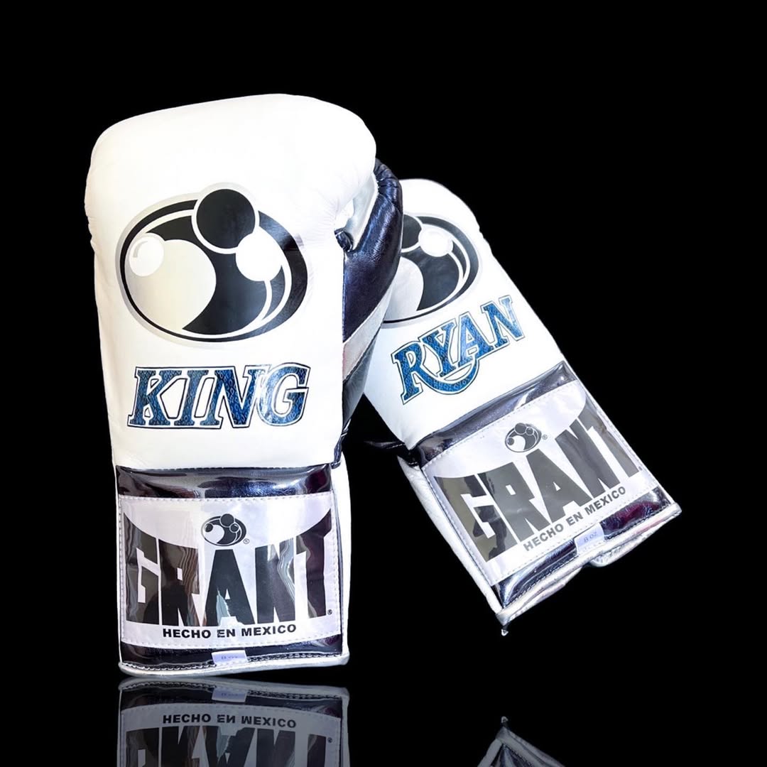 Personalized boxing glove, just like original GRANT gloves