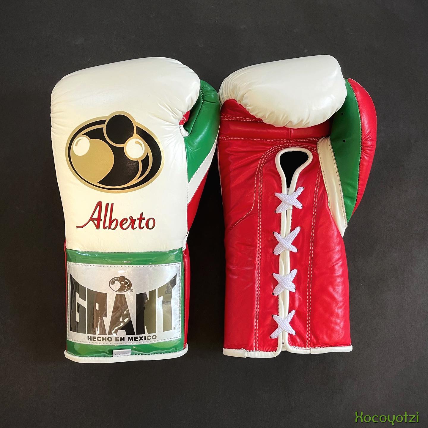 Personalized boxing glove, just like orignal Grant Gloves