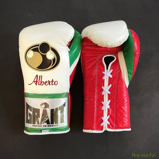 Personalized boxing glove, just like orignal_BN