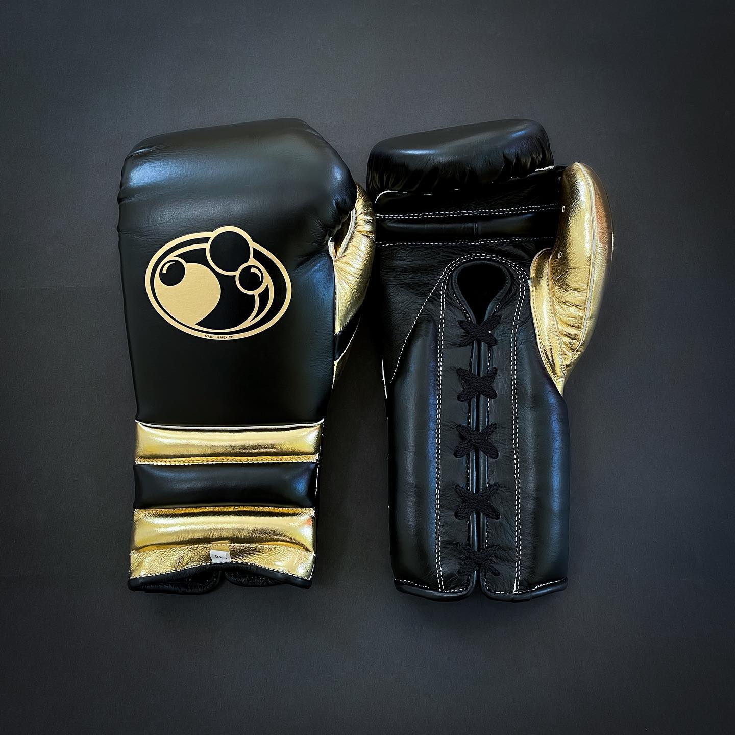 Personalized boxing glove, just like orignal Grant Gloves
