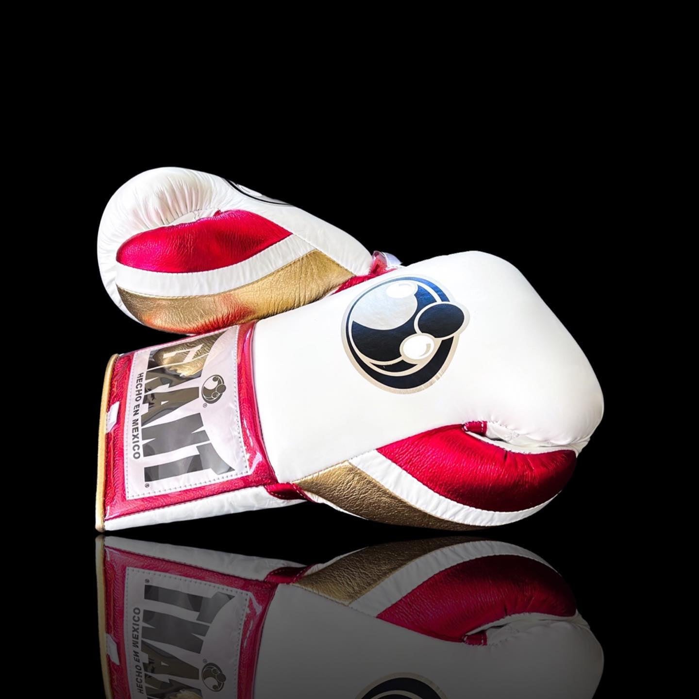 Personalized boxing glove, just like orignal Grant Gloves