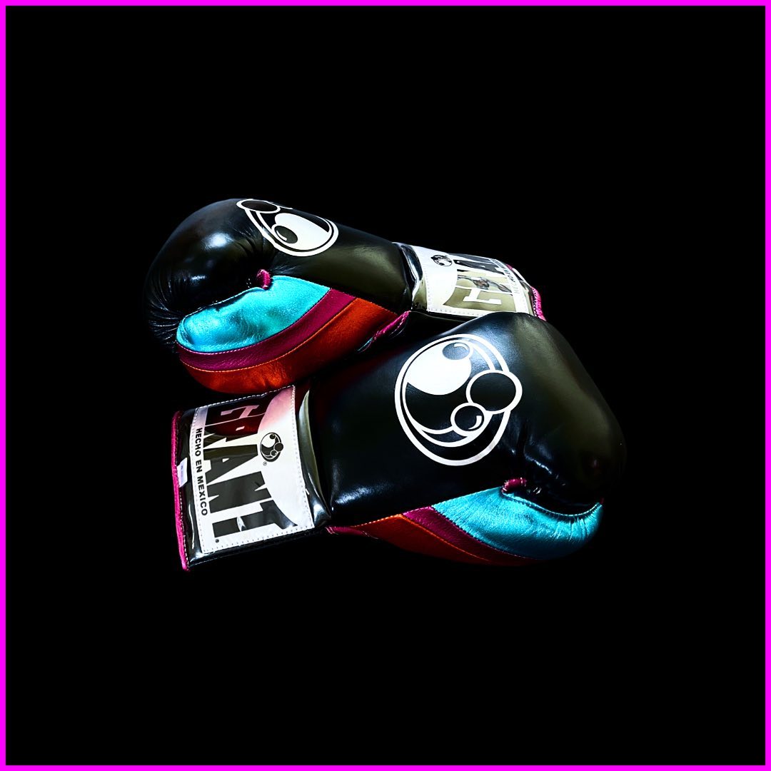 Personalized boxing glove, just like orignal Grant Gloves