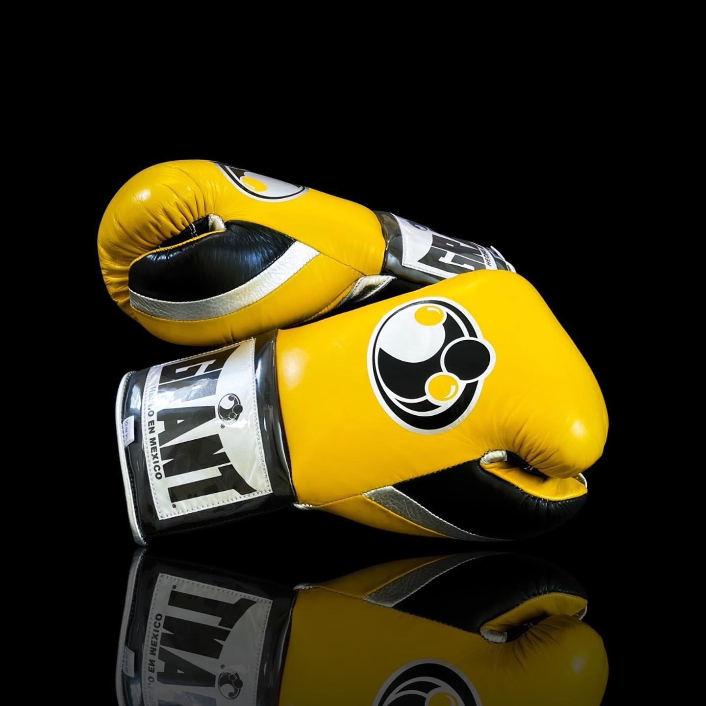 Personalized boxing glove, just like orignal Grant Gloves