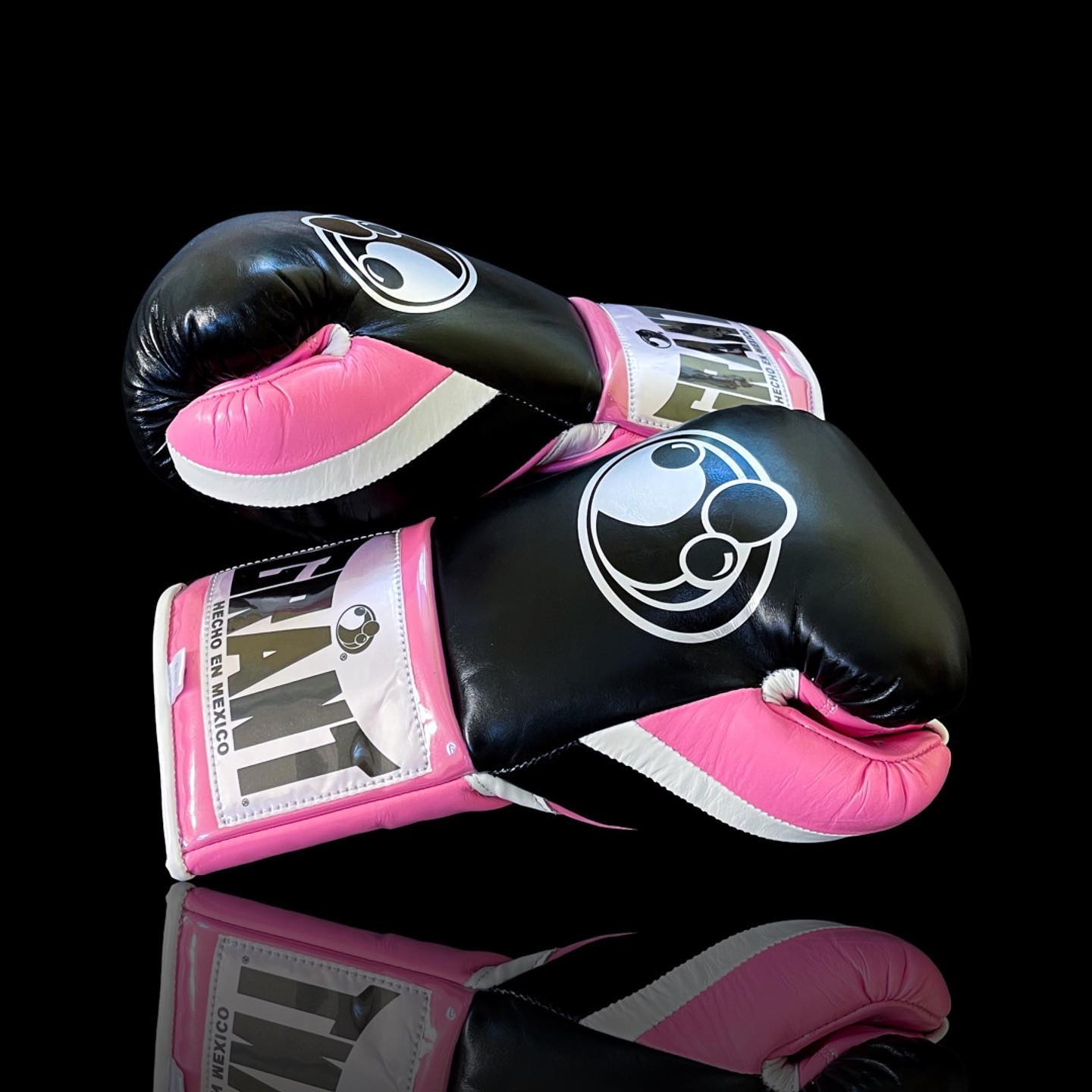 Personalized boxing glove, just like orignal Grant Gloves
