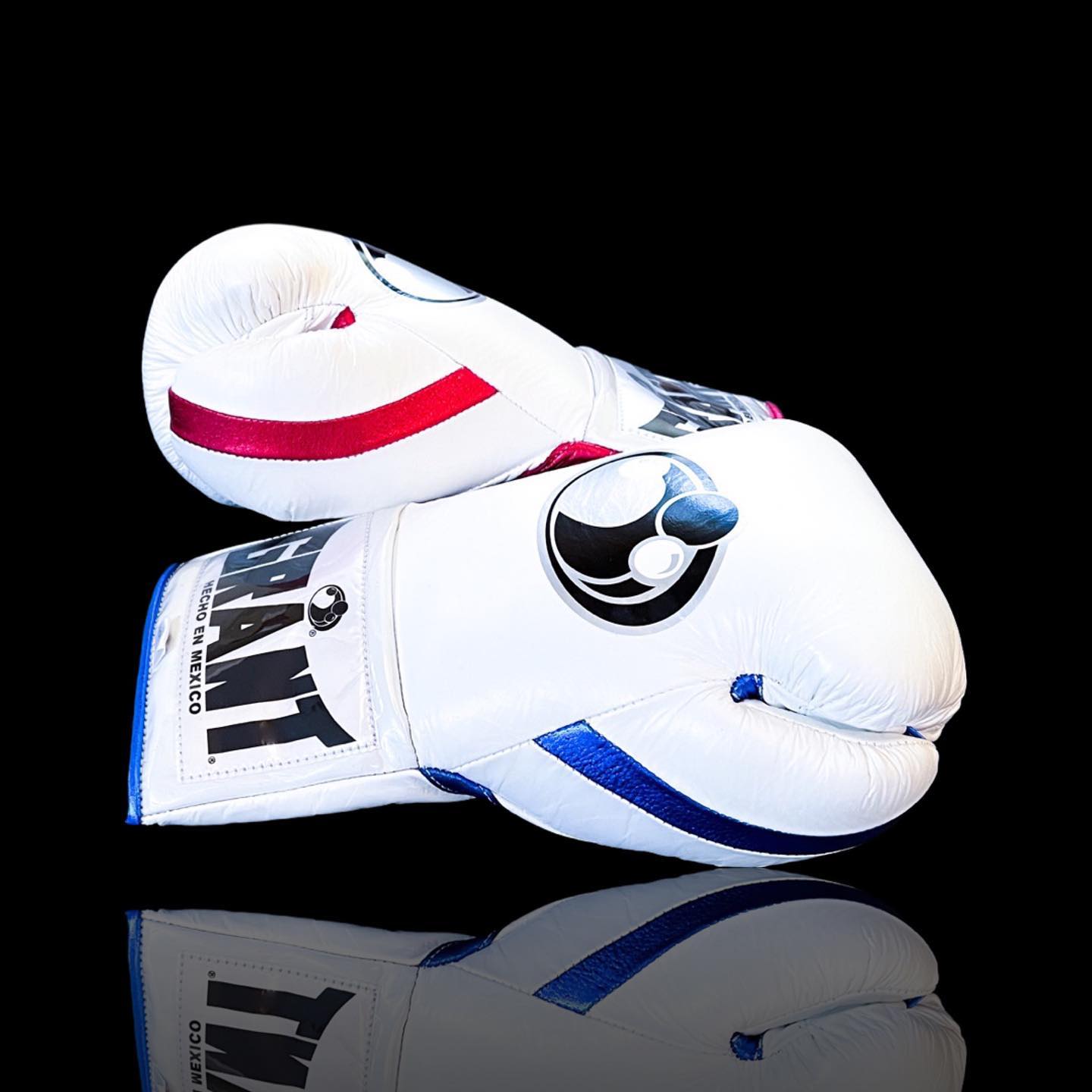 Personalized boxing glove, just like orignal_BN