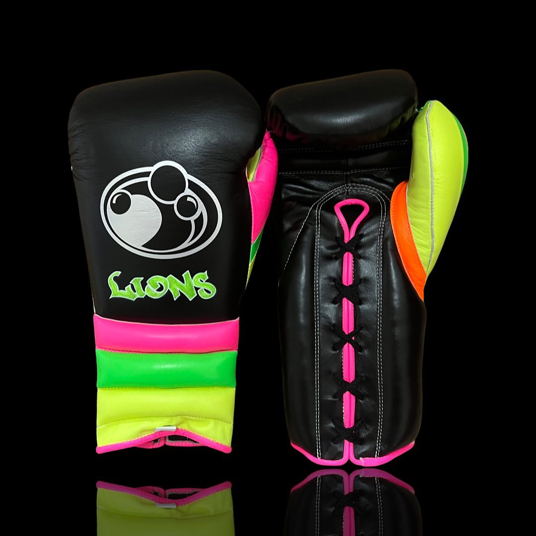 Personalized boxing set, just like orignal