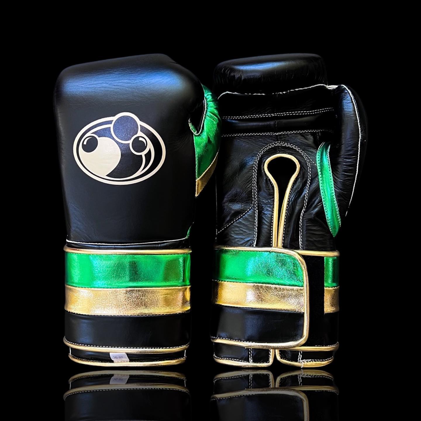 Personalized boxing glove, just like orignal_BN
