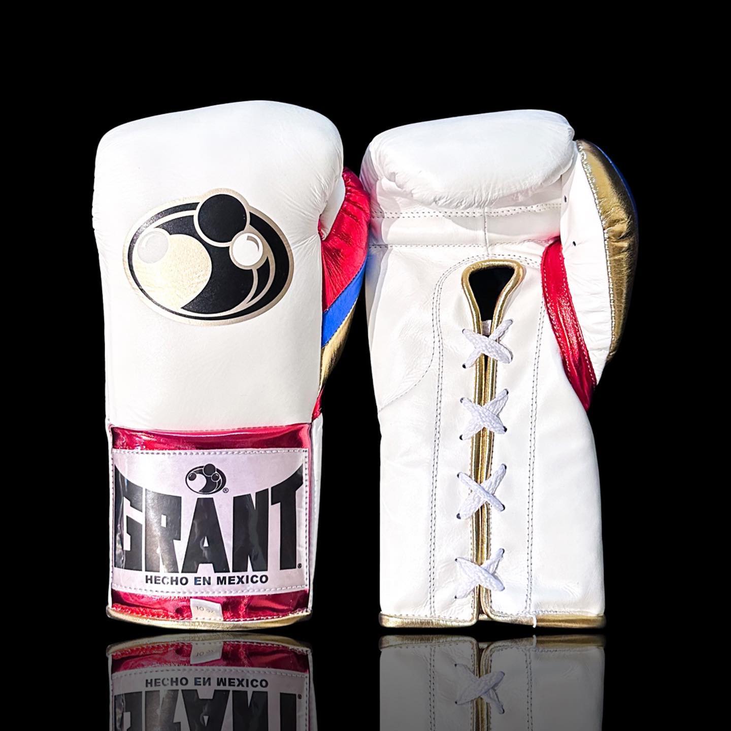 Personalized boxing glove, just like orignal_BN
