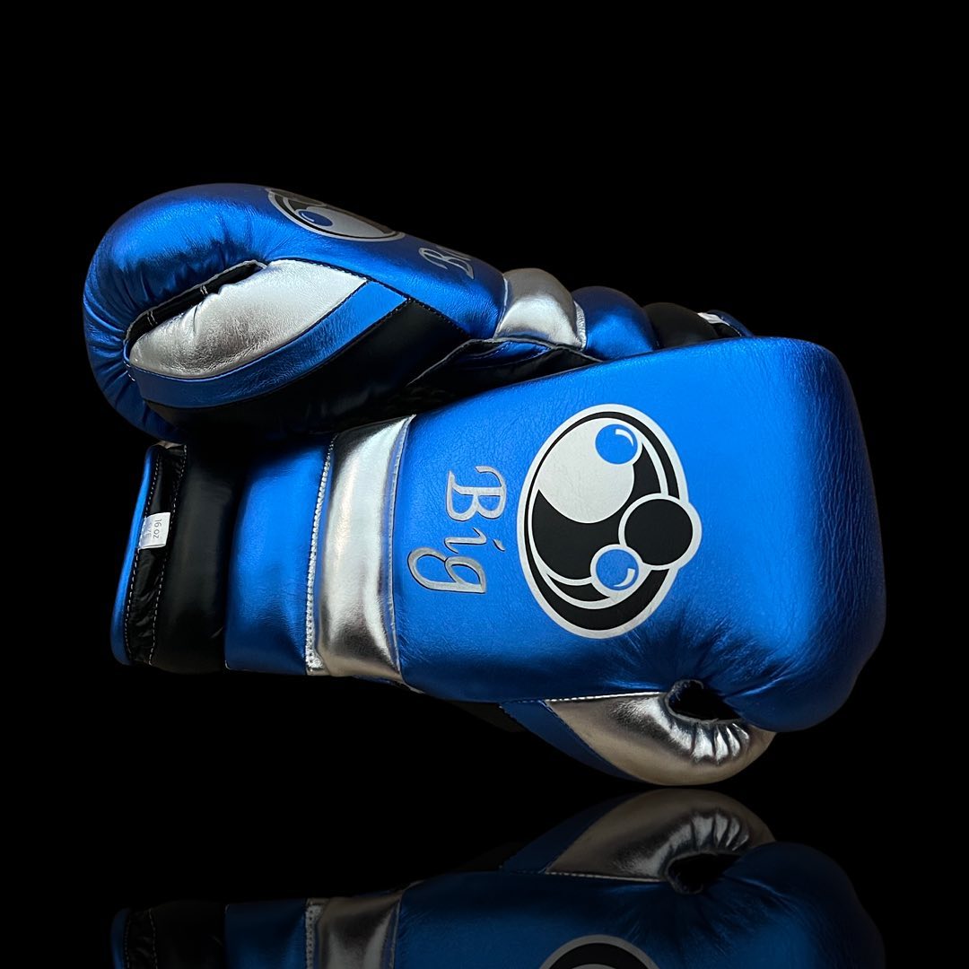 Personalized boxing set, just like orignal