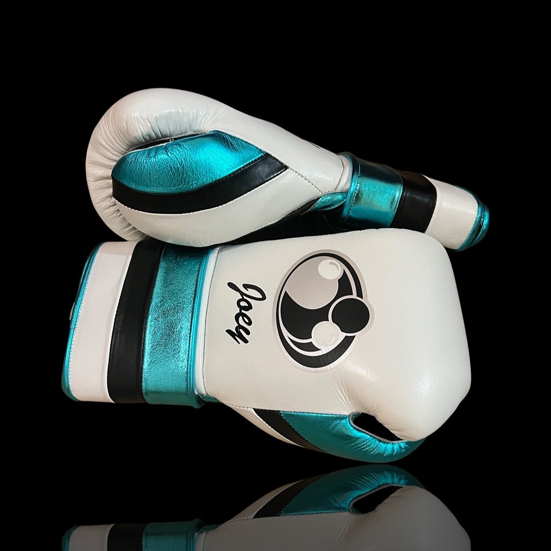 Personalized boxing glove, just like orignal Grant Gloves