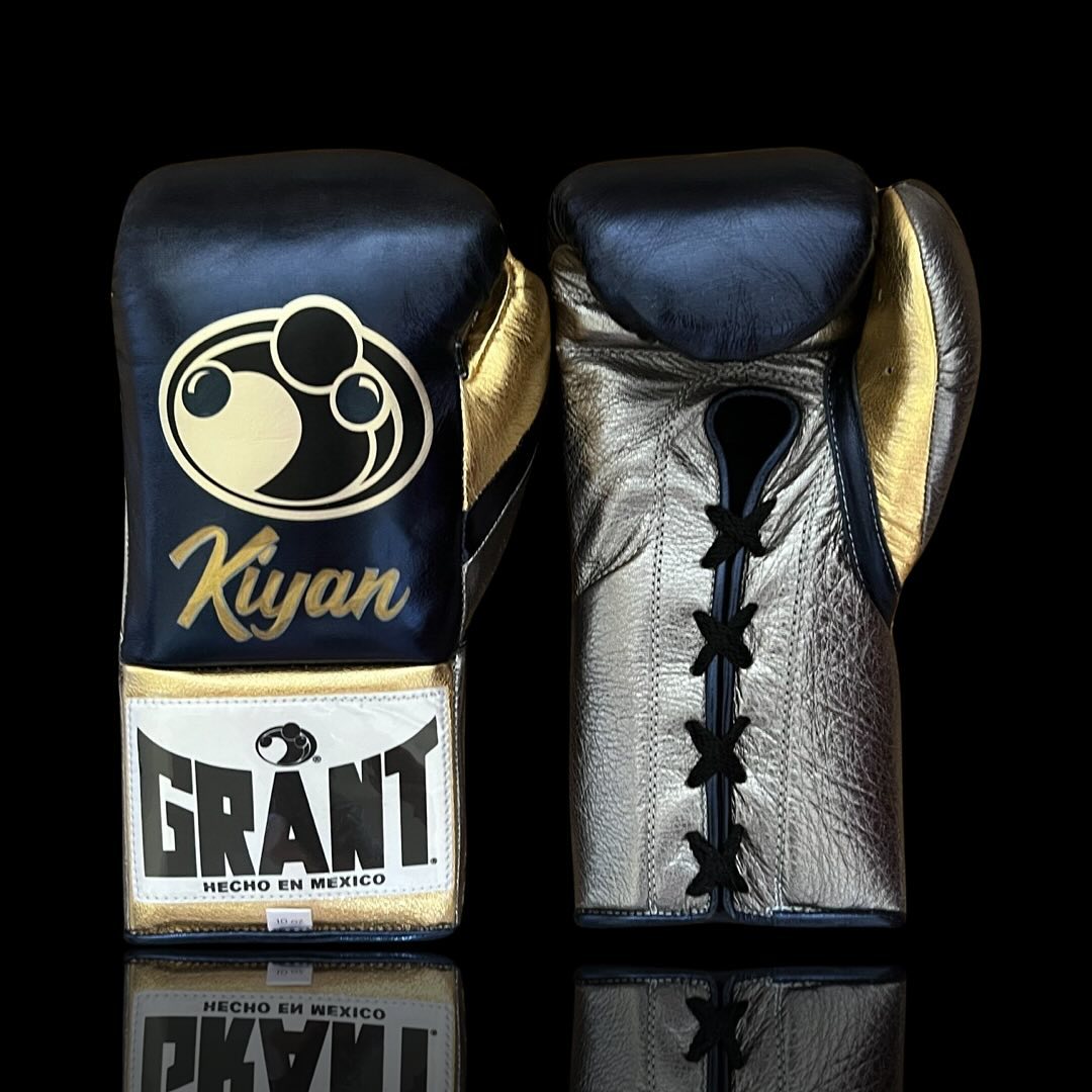 Personalized boxing set, just like orignal