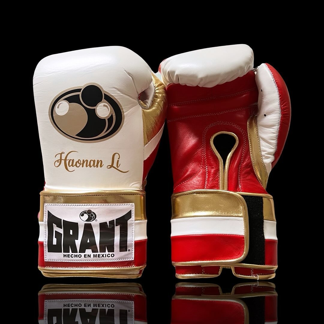 Personalized boxing glove, just like orignal Grant Gloves