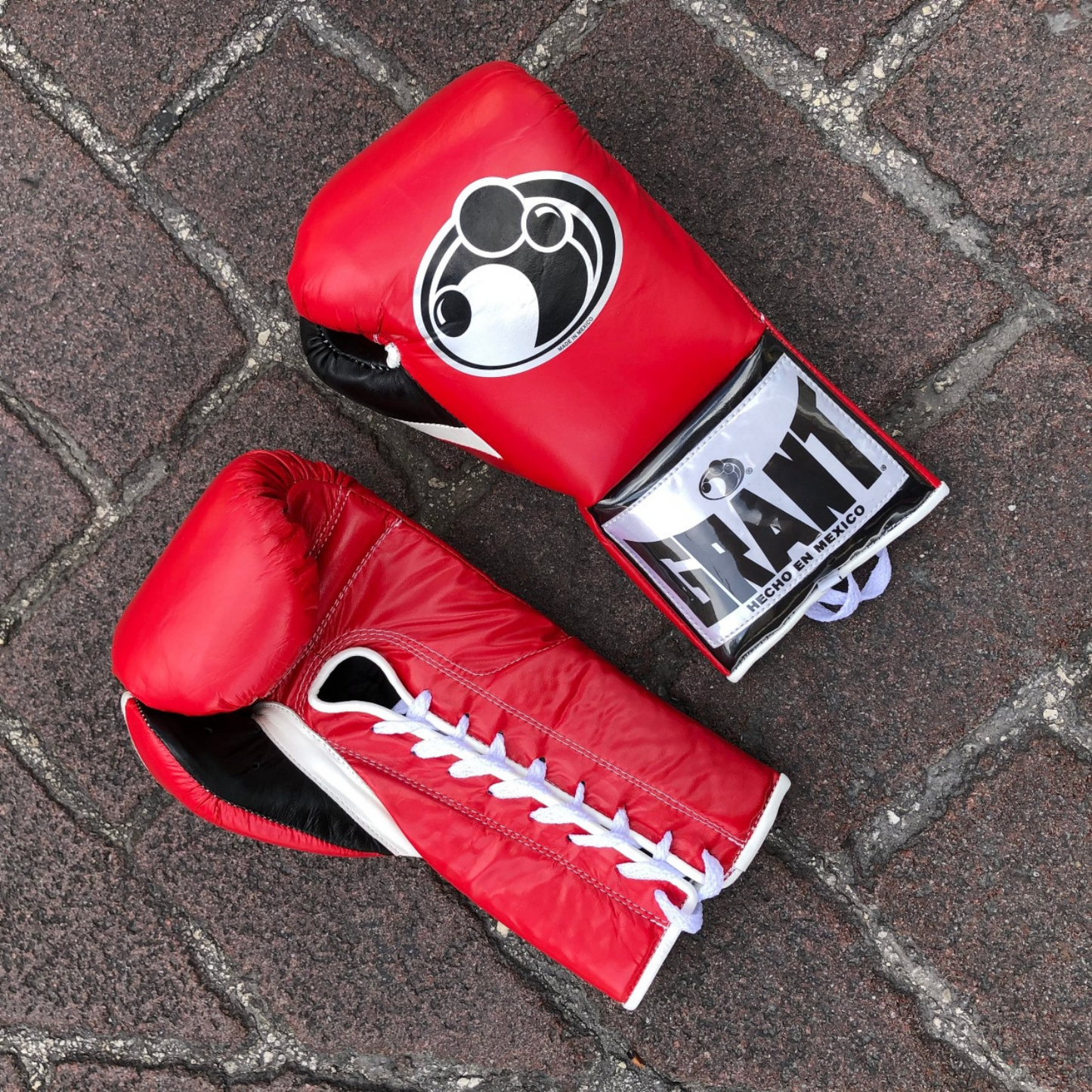 Personalized boxing glove, just like orignal_BN