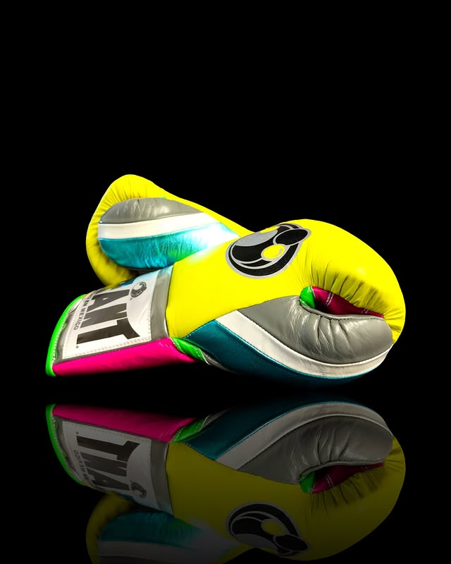Personalized boxing glove, just like orignal Grant Gloves