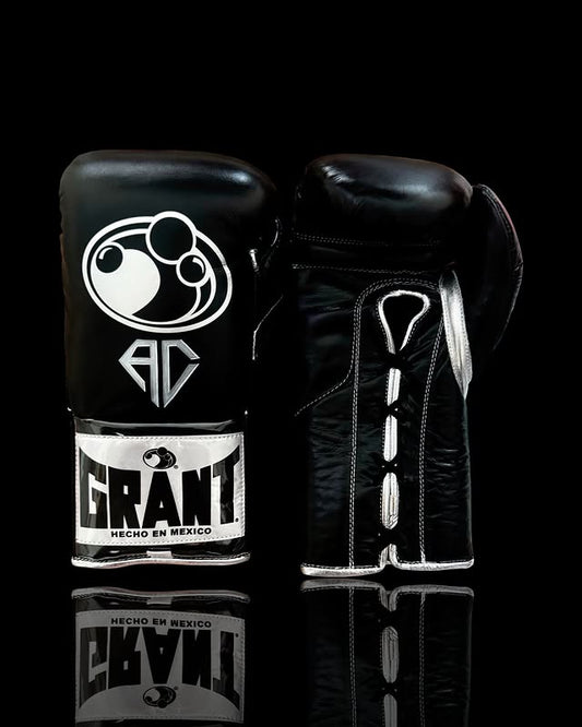 Personalized boxing glove, just like orignal_BN