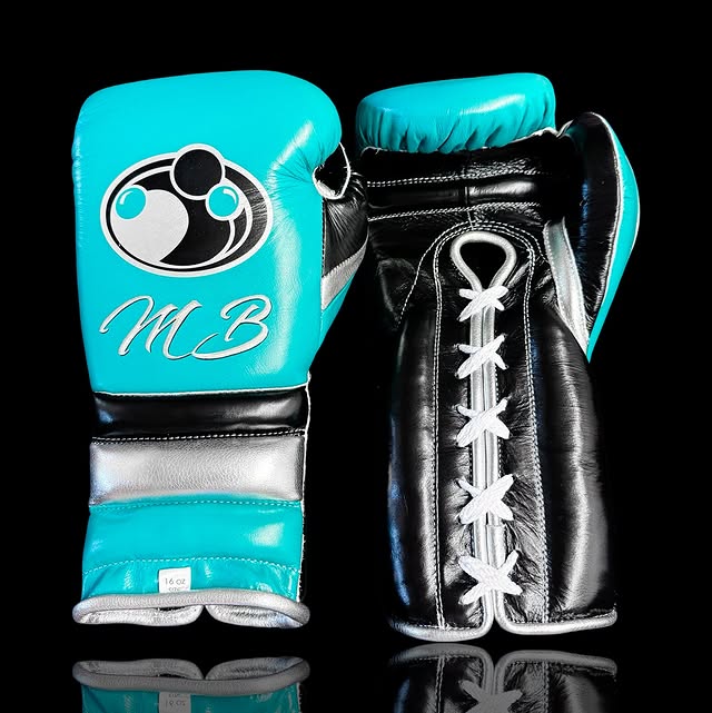 Personalized boxing set, just like orignal