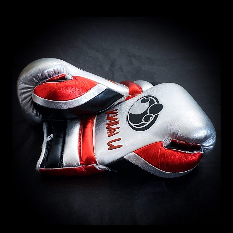 Personalized boxing glove, just like orignal Grant Gloves