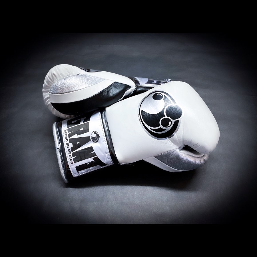 Personalized boxing glove, just like orignal Grant Gloves