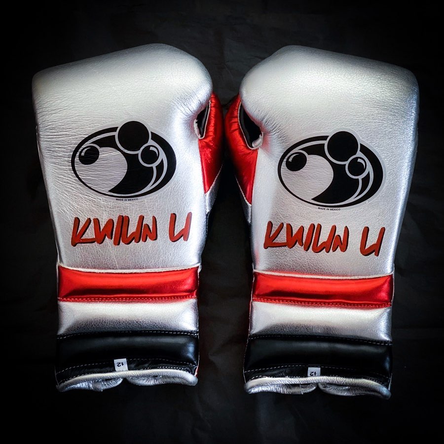 Personalized boxing glove, just like orignal Grant Gloves