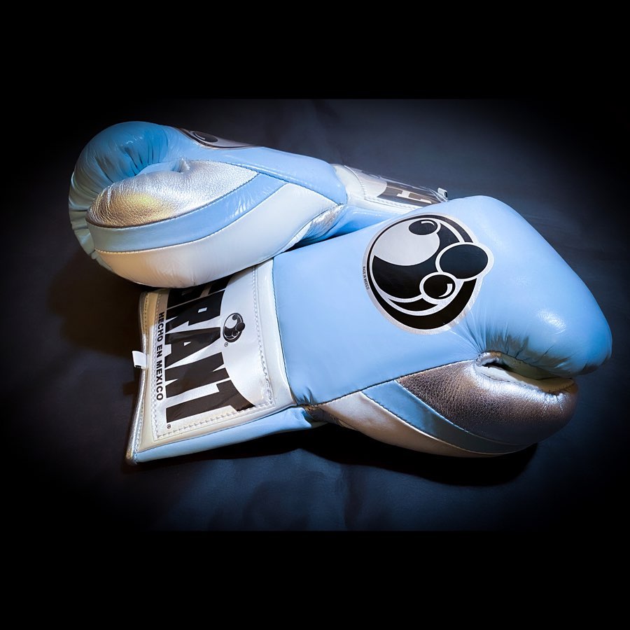 Personalized boxing glove, just like orignal Grant Gloves