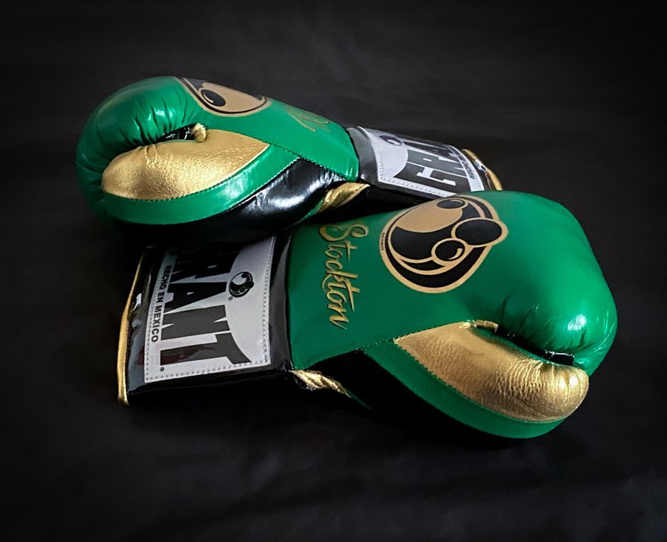 Personalized boxing glove, just like orignal Grant Gloves