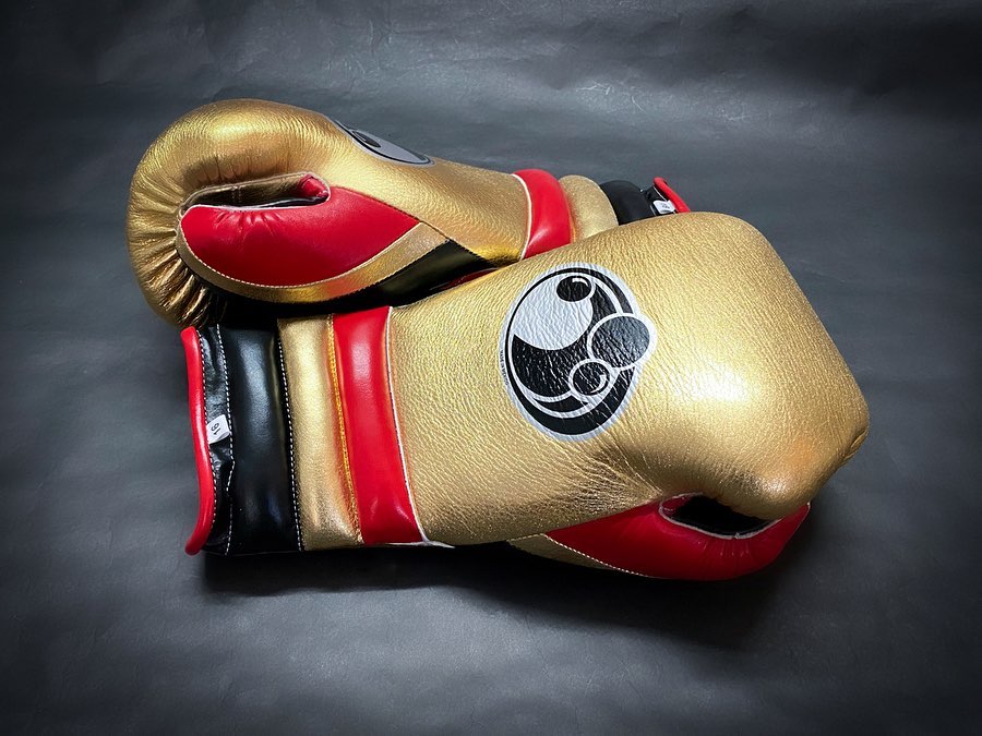 Personalized boxing glove, just like orignal Grant Gloves