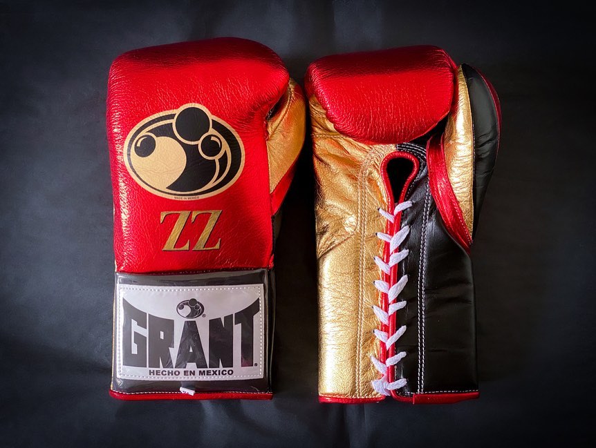 Personalized boxing glove, just like orignal Grant Gloves