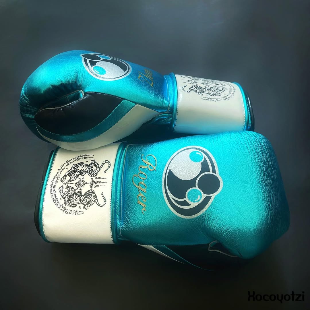 Personalized boxing glove, just like orignal_BN