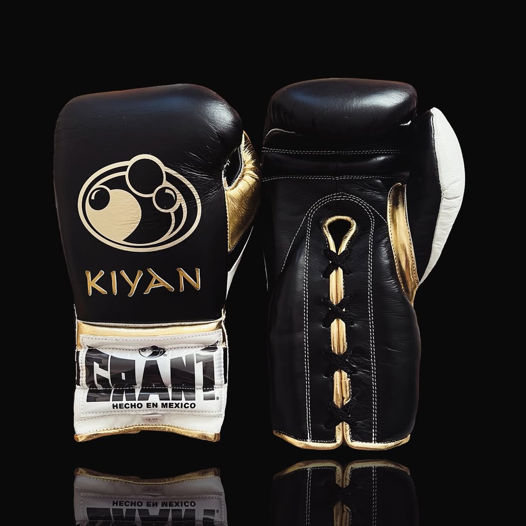 Personalized boxing glove, just like orignal_BN