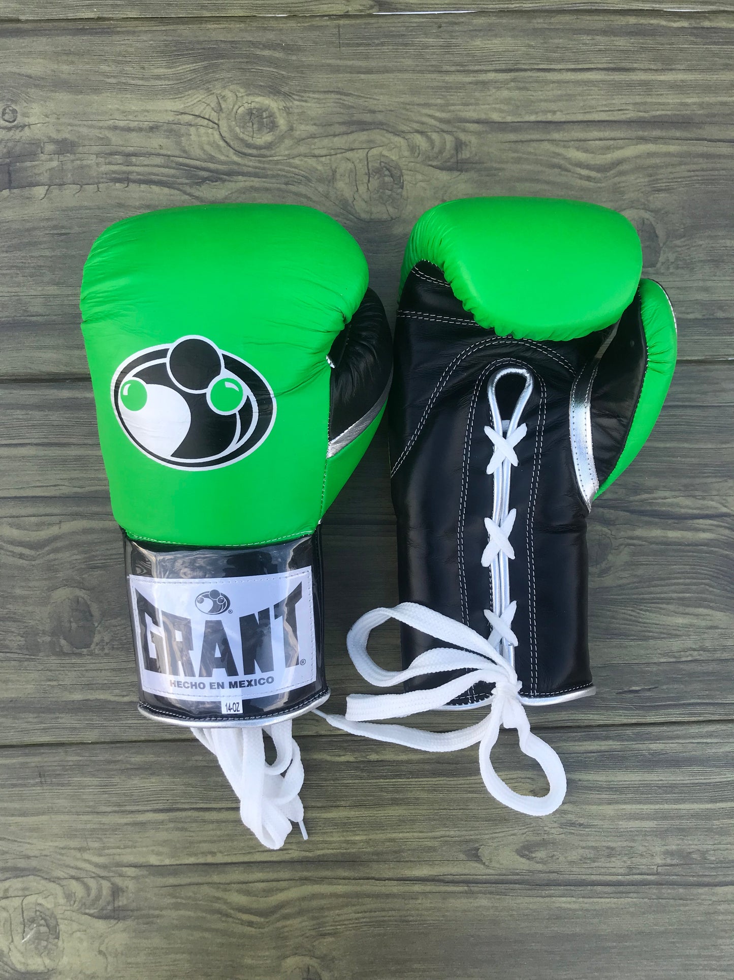 Personalized boxing set, just like orignal
