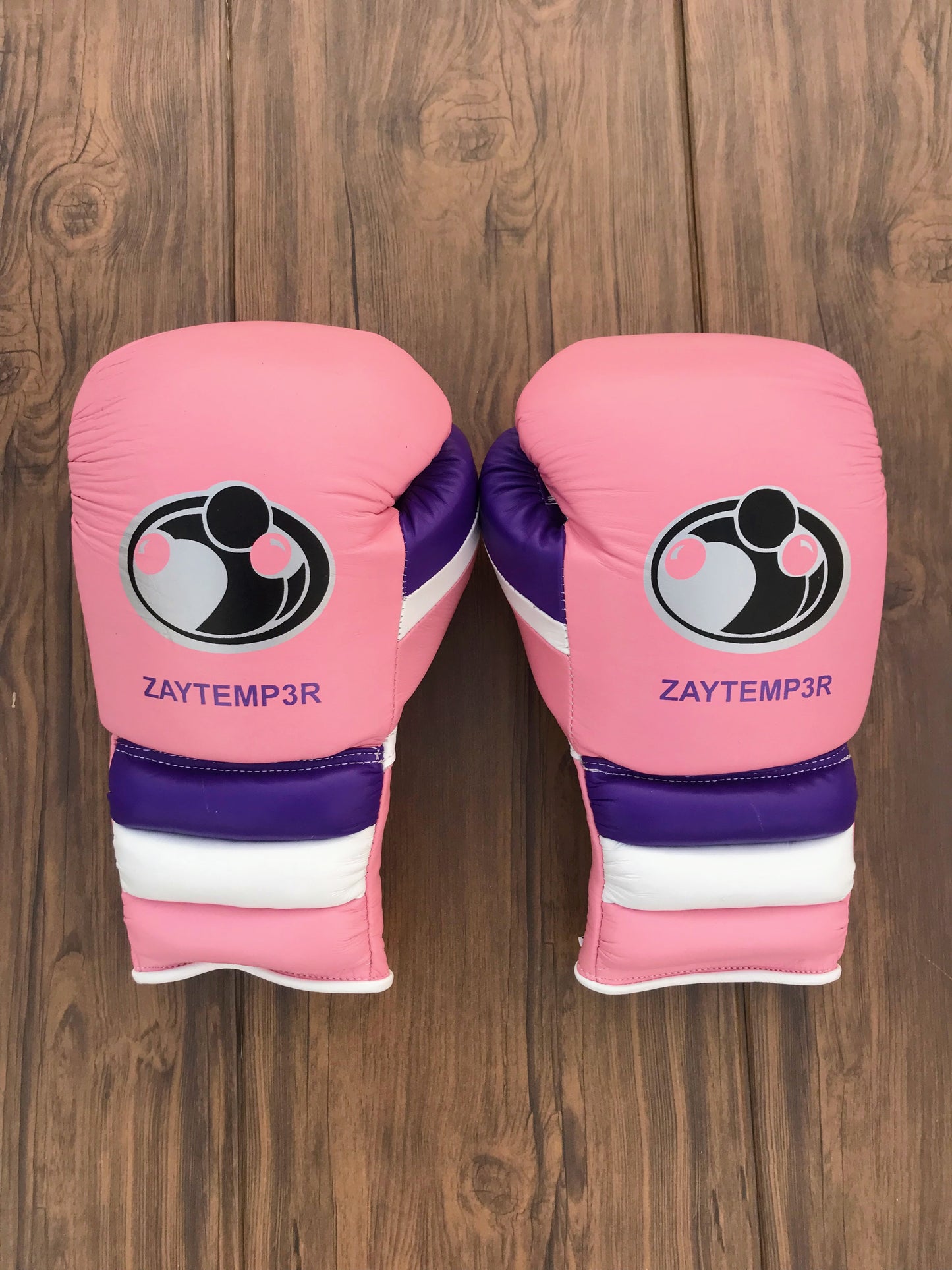 Personalized boxing set, just like orignal