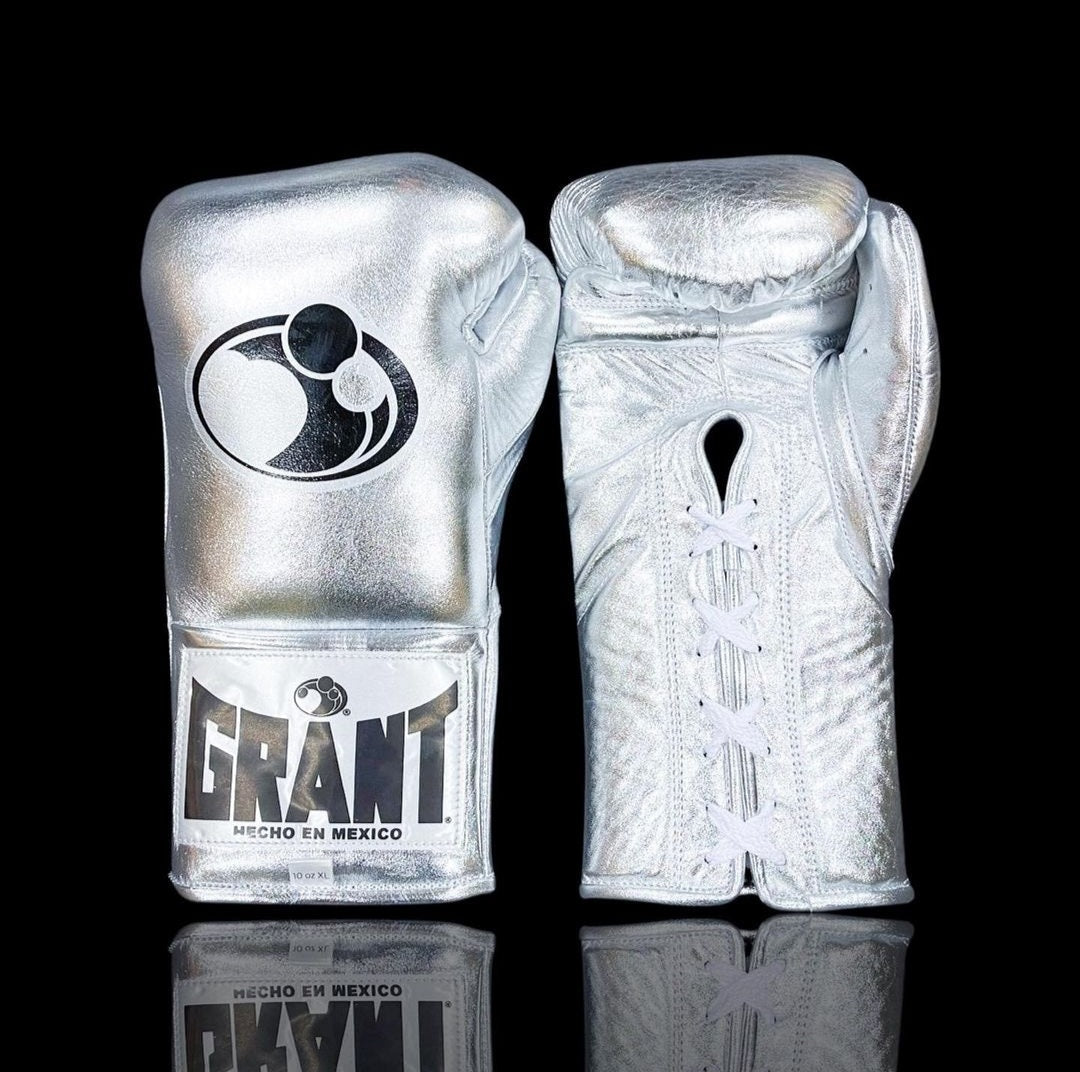 Personalized boxing glove, just like orignal_BN