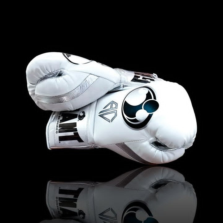 Personalized boxing glove, just like orignal Grant Gloves