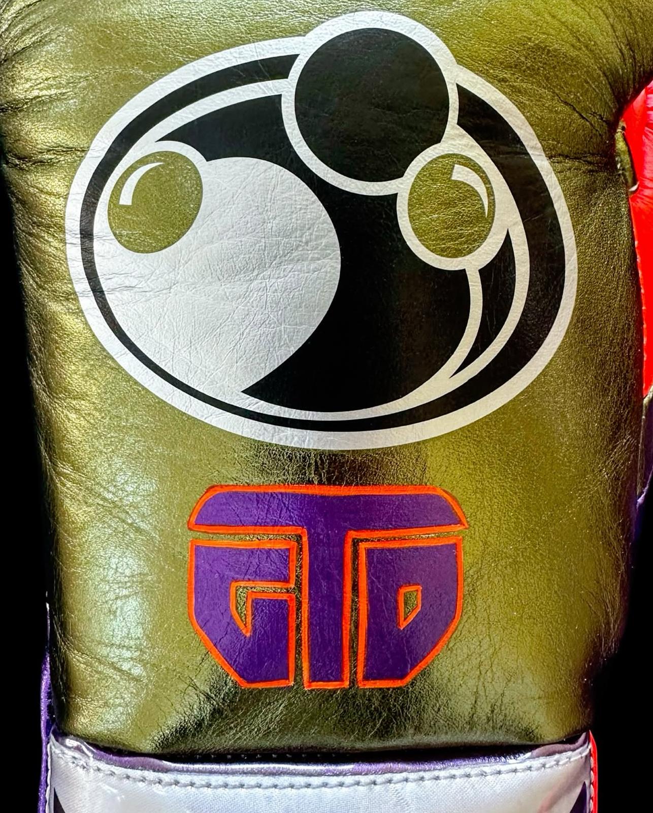 Personalized boxing glove, just like orignal_BN
