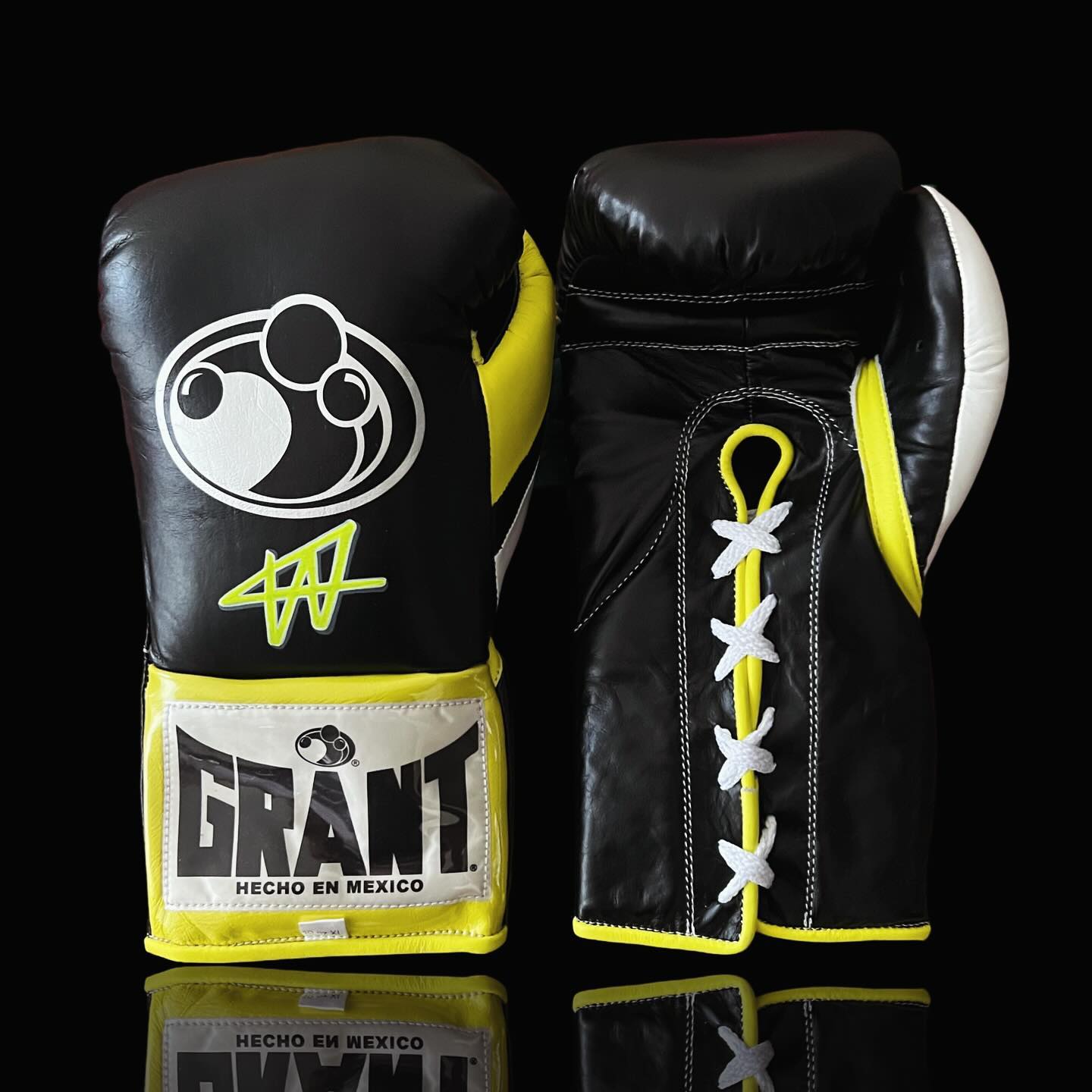 Personalized boxing set, just like orignal